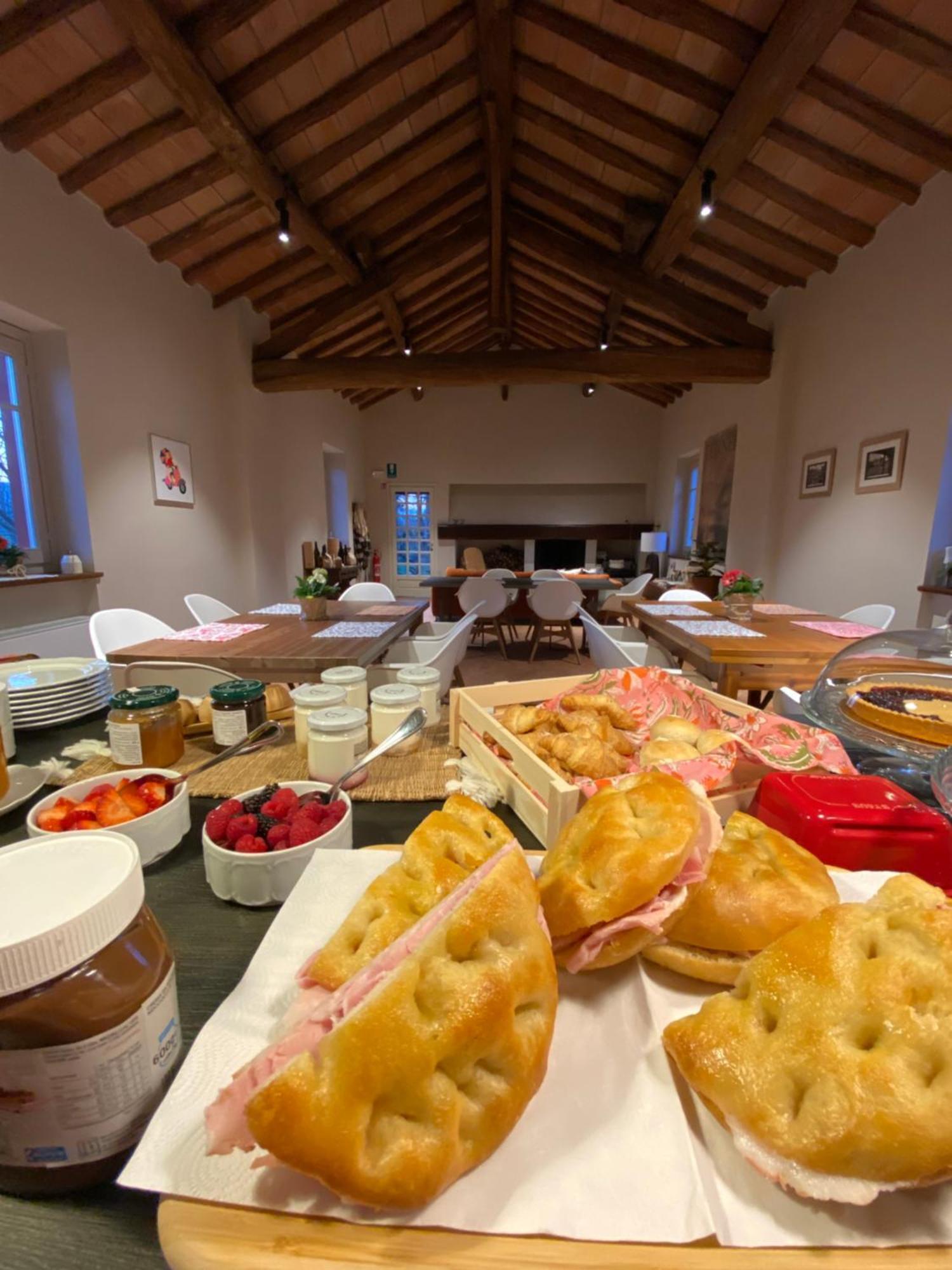 Tenuta Pizzone Wine Resort Rivanazzano Terme Zewnętrze zdjęcie